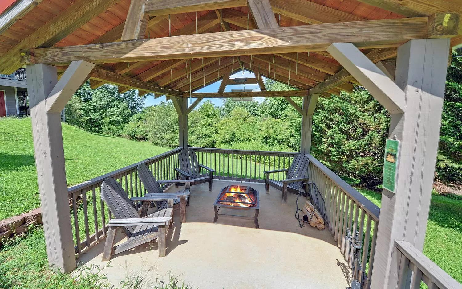Birds Eye Cabin - Sunset & Starry Retreat Pet Friendly W Private Hottub, Fire Pit And Game Room Ellijay Bagian luar foto
